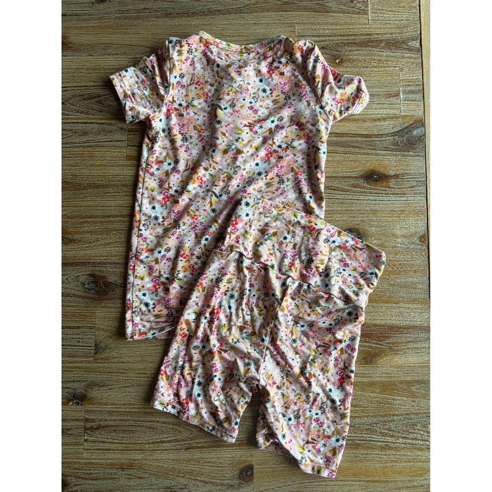 Lou Lou and Company Pink Floral Top and Shorts Set Kids 3T - Picture 2 of 8